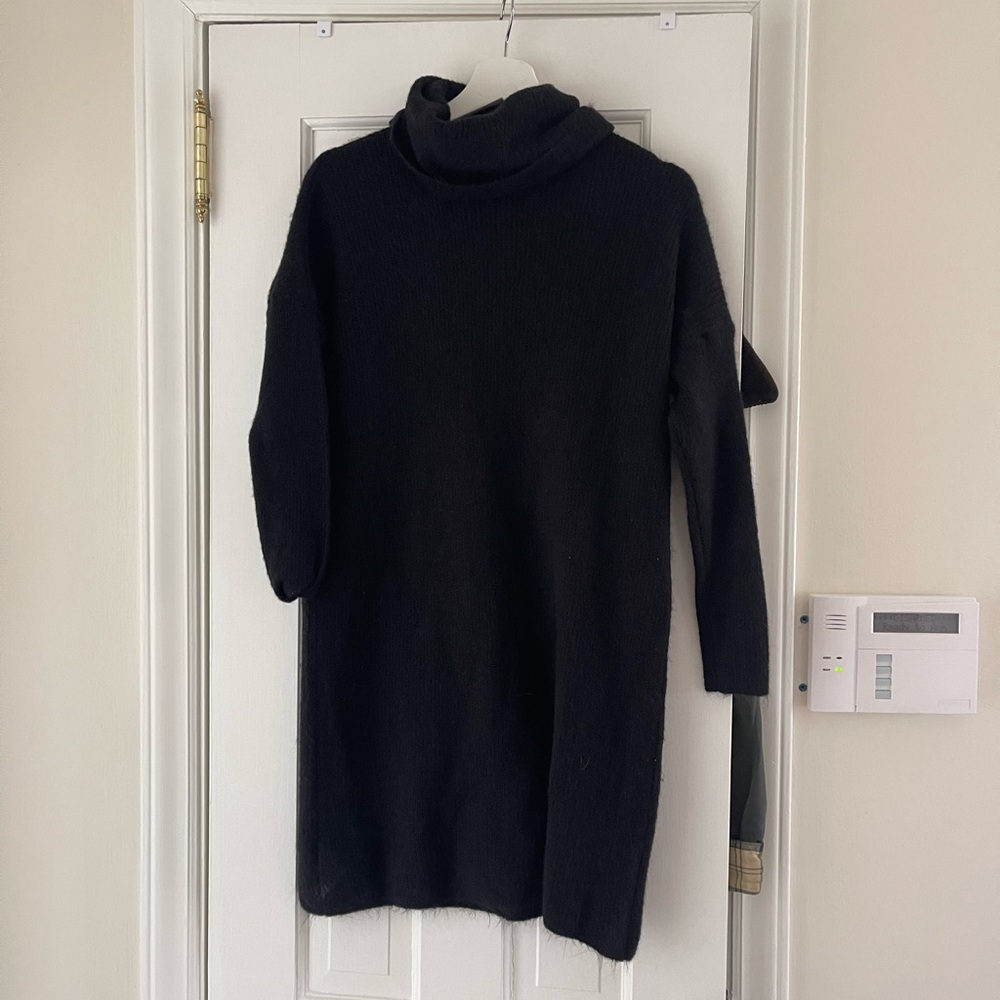 MANGO Black Turtleneck Sweater Dress - Large